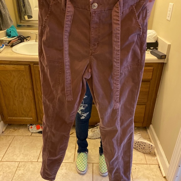 American Eagle Khakis - Picture 1 of 3